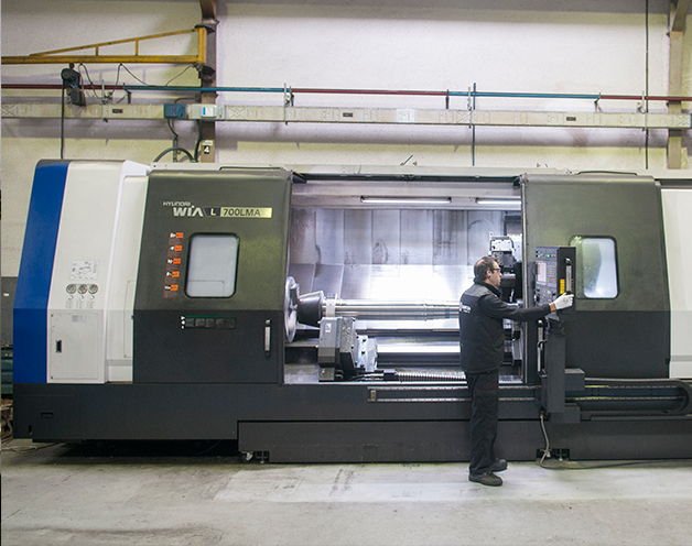 Hyundai-Wia L700 LMA Lathe